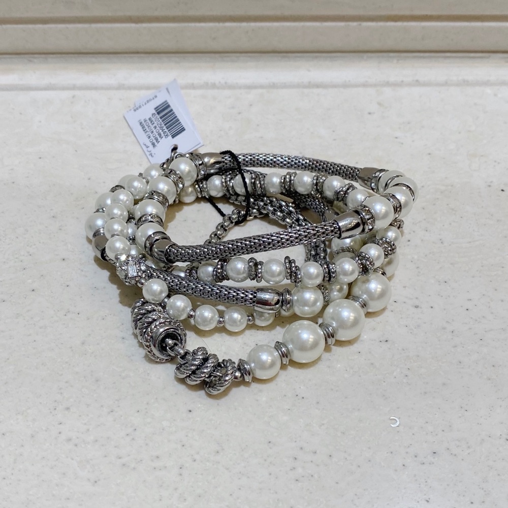 NWT | WHBM | Glass Pearl Stretch Bracelets - Picture 3 of 7